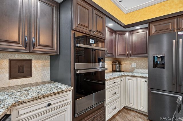 3783 W Birds Nest Drive, Beverly Hills, FL 34465