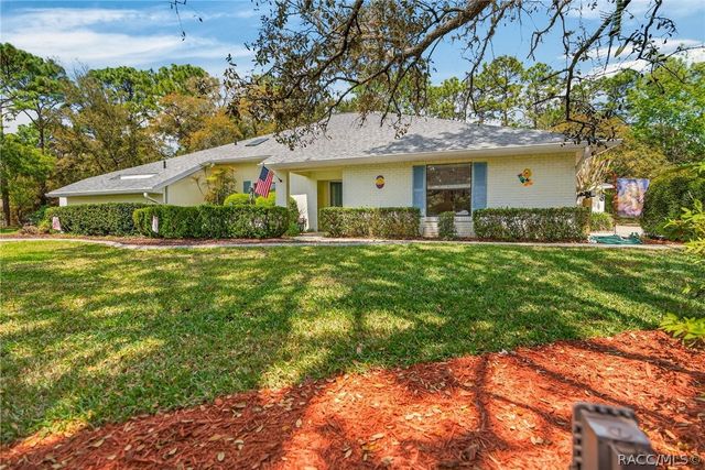 3783 W Birds Nest Drive, Beverly Hills, FL 34465