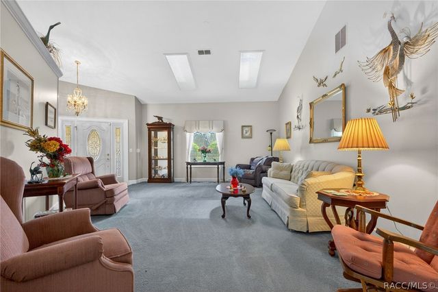 3783 W Birds Nest Drive, Beverly Hills, FL 34465