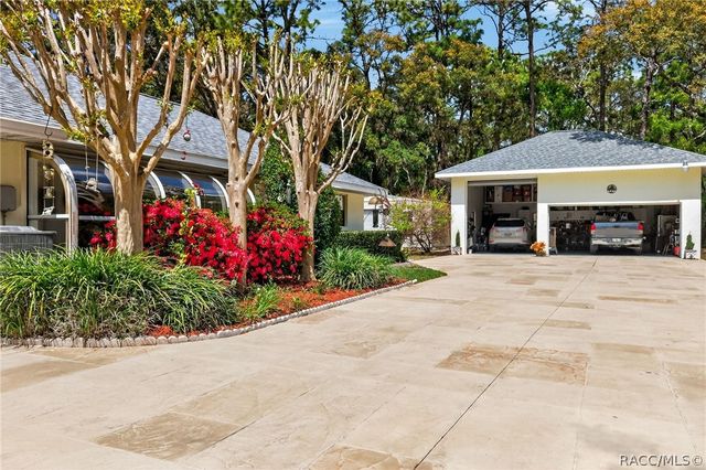 3783 W Birds Nest Drive, Beverly Hills, FL 34465