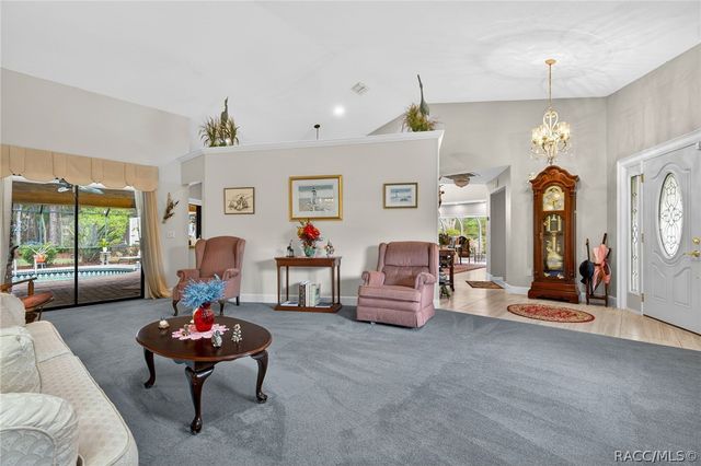 3783 W Birds Nest Drive, Beverly Hills, FL 34465