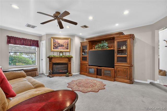 3783 W Birds Nest Drive, Beverly Hills, FL 34465