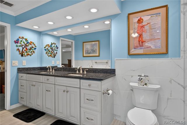 3783 W Birds Nest Drive, Beverly Hills, FL 34465