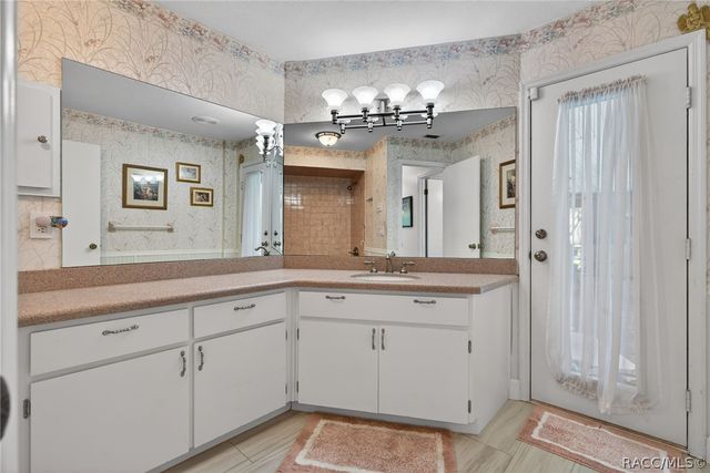 3783 W Birds Nest Drive, Beverly Hills, FL 34465