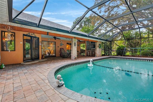 3783 W Birds Nest Drive, Beverly Hills, FL 34465