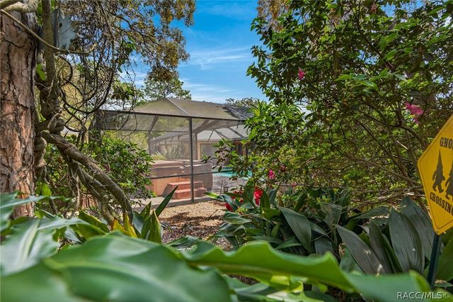 3783 W Birds Nest Drive, Beverly Hills, FL 34465