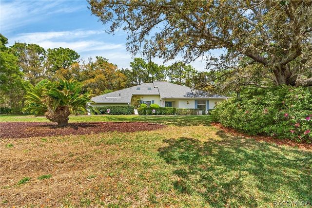 3783 W Birds Nest Drive, Beverly Hills, FL 34465