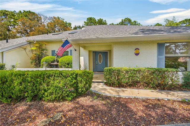 3783 W Birds Nest Drive, Beverly Hills, FL 34465