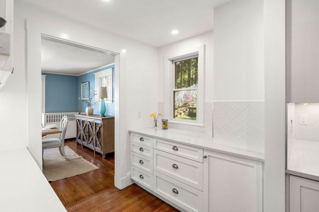 292 Pond, Boston, MA 02130
