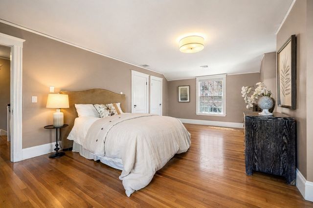 292 Pond, Boston, MA 02130