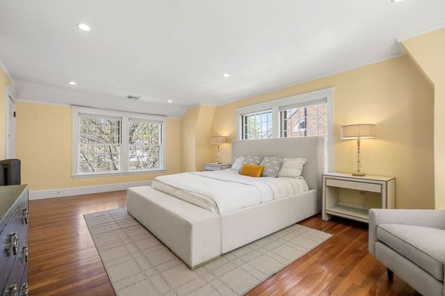 292 Pond, Boston, MA 02130