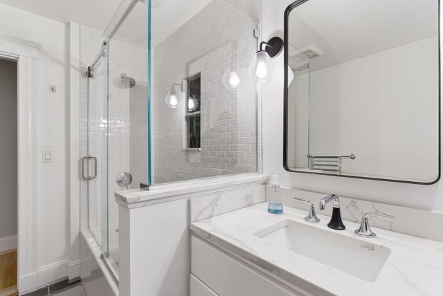 292 Pond, Boston, MA 02130