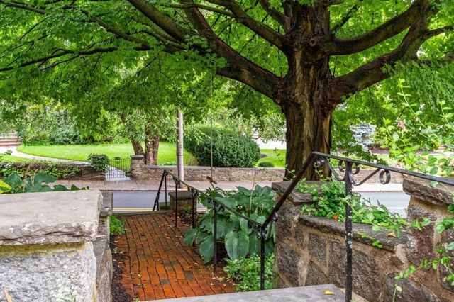 292 Pond, Boston, MA 02130