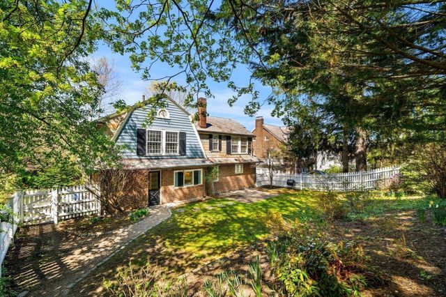 292 Pond, Boston, MA 02130