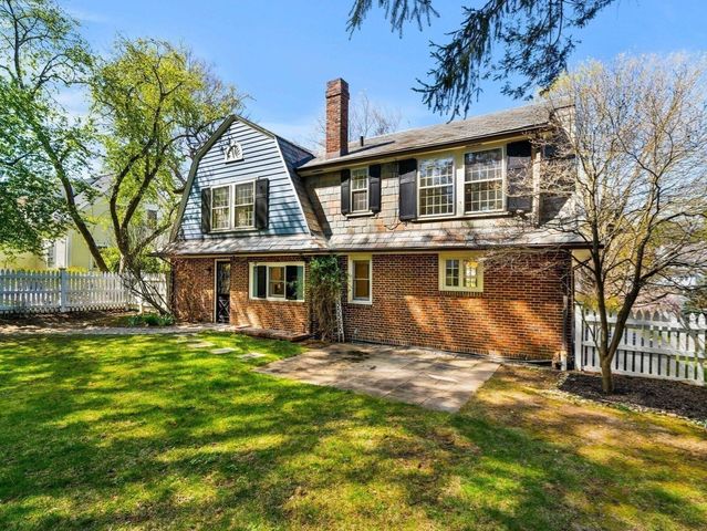 292 Pond, Boston, MA 02130