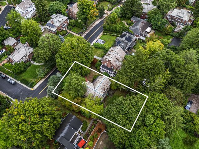 292 Pond, Boston, MA 02130