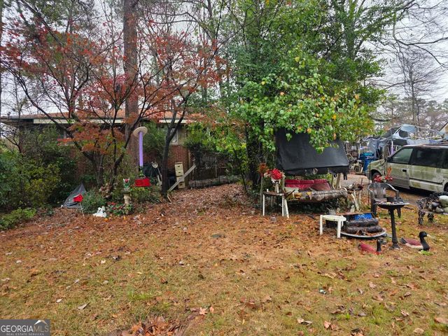 1215 Stoneham Court, Atlanta, GA 30349