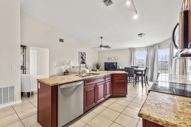 791 SW Hillsboro Circle, Port St Lucie, FL 34953