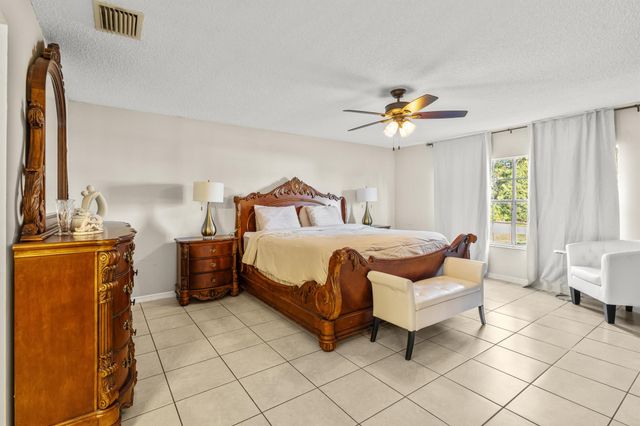 791 SW Hillsboro Circle, Port St Lucie, FL 34953