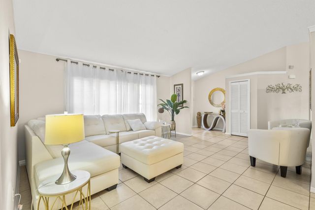 791 SW Hillsboro Circle, Port St Lucie, FL 34953
