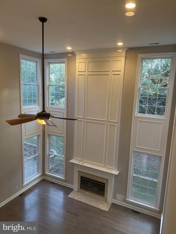 25 FORREST HILLS DR, Voorhees, NJ 08043