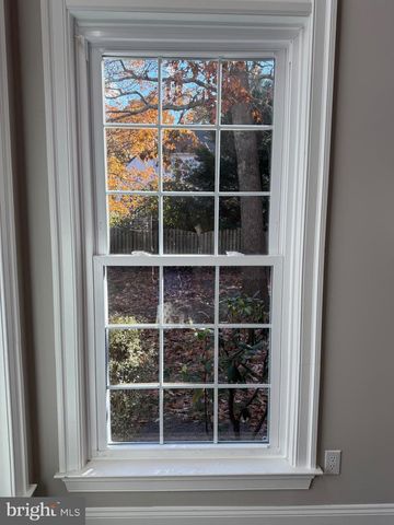 25 FORREST HILLS DR, Voorhees, NJ 08043