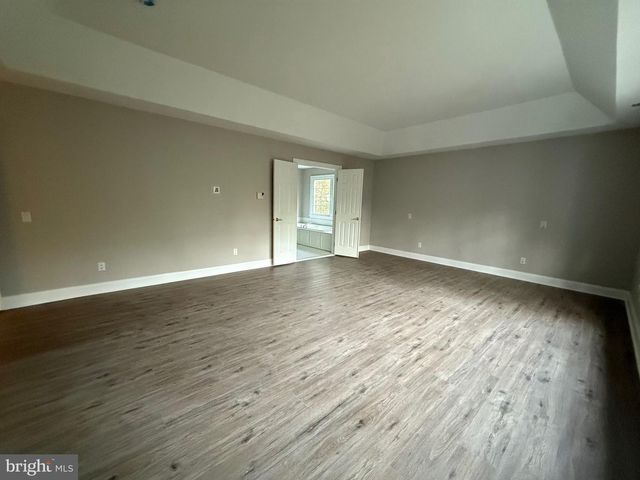 25 FORREST HILLS DR, Voorhees, NJ 08043