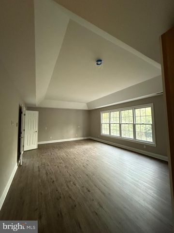 25 FORREST HILLS DR, Voorhees, NJ 08043