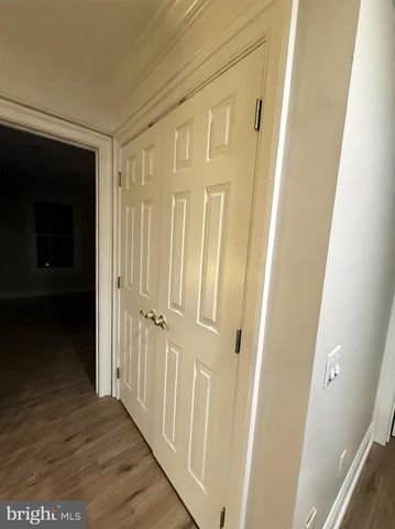 25 FORREST HILLS DR, Voorhees, NJ 08043