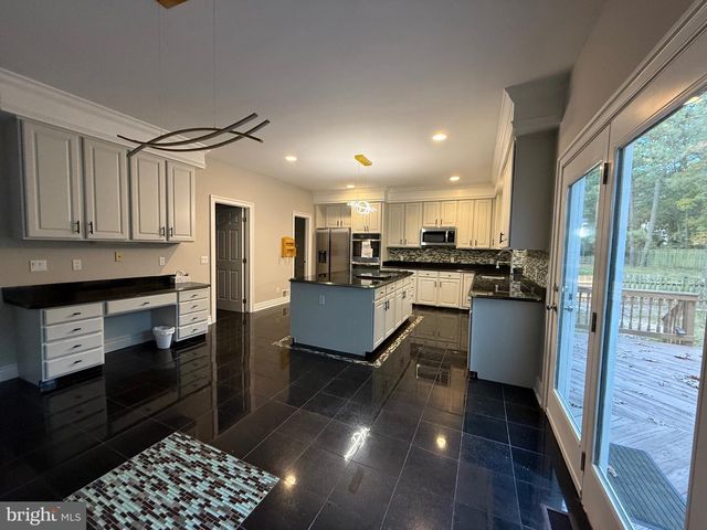 25 FORREST HILLS DR, Voorhees, NJ 08043