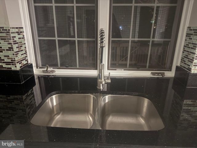 25 FORREST HILLS DR, Voorhees, NJ 08043