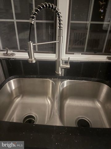 25 FORREST HILLS DR, Voorhees, NJ 08043