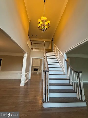 25 FORREST HILLS DR, Voorhees, NJ 08043