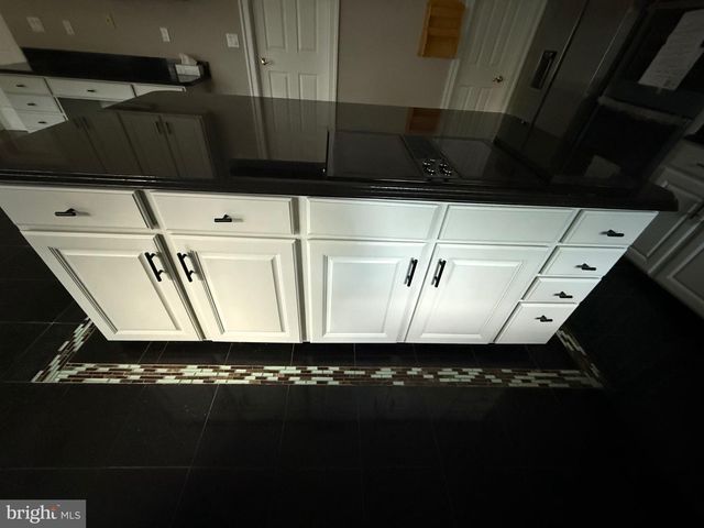 25 FORREST HILLS DR, Voorhees, NJ 08043