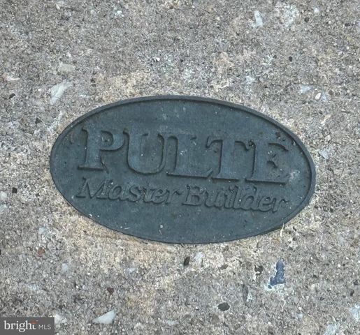 25 FORREST HILLS DR, Voorhees, NJ 08043