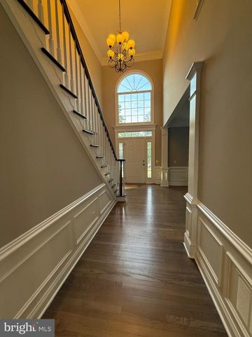 25 FORREST HILLS DR, Voorhees, NJ 08043