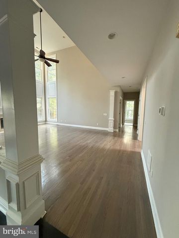 25 FORREST HILLS DR, Voorhees, NJ 08043