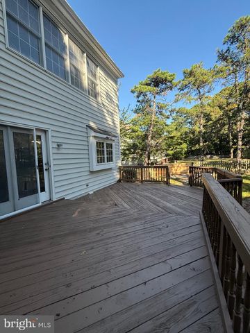 25 FORREST HILLS DR, Voorhees, NJ 08043