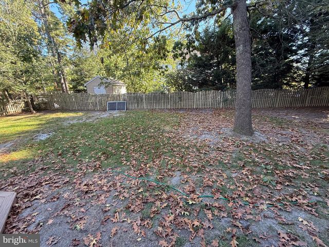 25 FORREST HILLS DR, Voorhees, NJ 08043