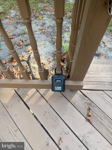 25 FORREST HILLS DR, Voorhees, NJ 08043