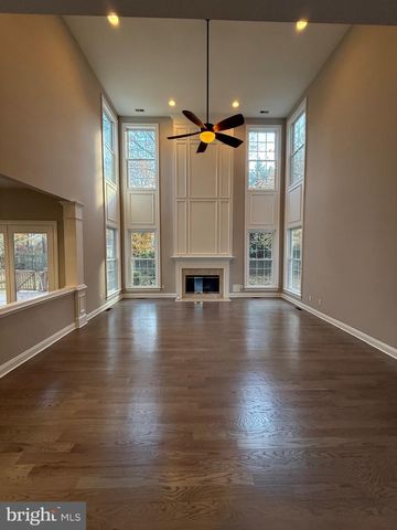 25 FORREST HILLS DR, Voorhees, NJ 08043