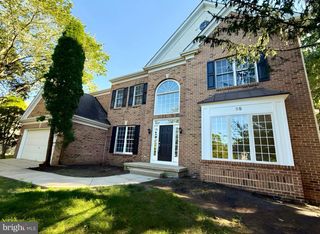 25 FORREST HILLS DR, Voorhees, NJ 08043