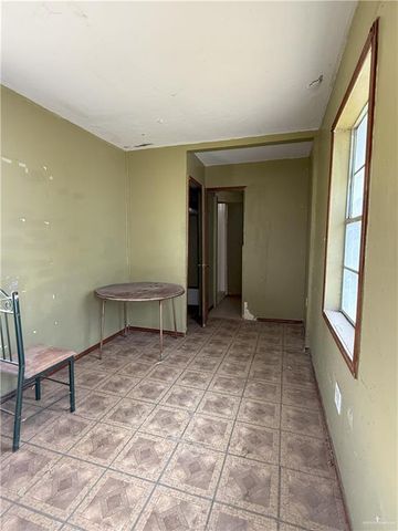 353 E Dicker E Drive, Pharr, TX 78577