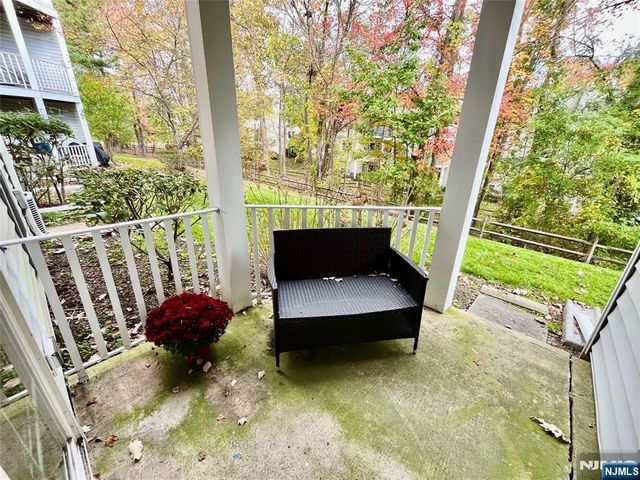 926 Juniper Way, Mahwah, NJ 07430