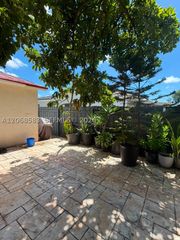 1725 SW 32nd St 0, Fort Lauderdale, FL 33315