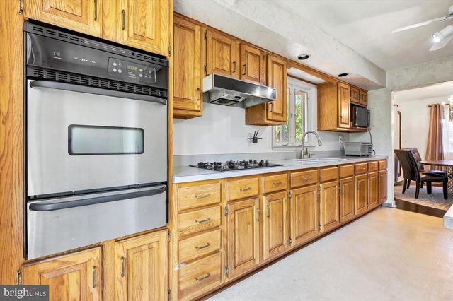 509 OAK DR, Somerdale, NJ 08083