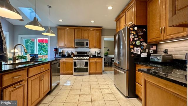 3762 CENTER WAY, Fairfax, VA 22033