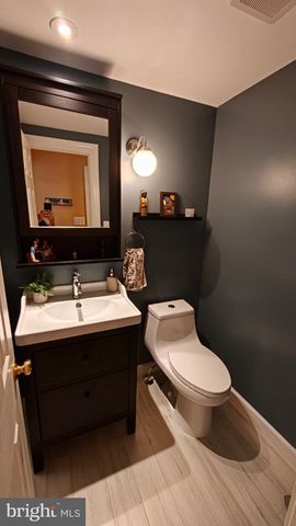 3762 CENTER WAY, Fairfax, VA 22033