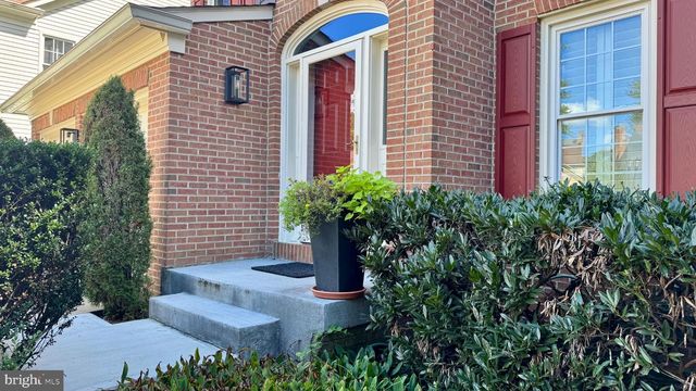 3762 CENTER WAY, Fairfax, VA 22033