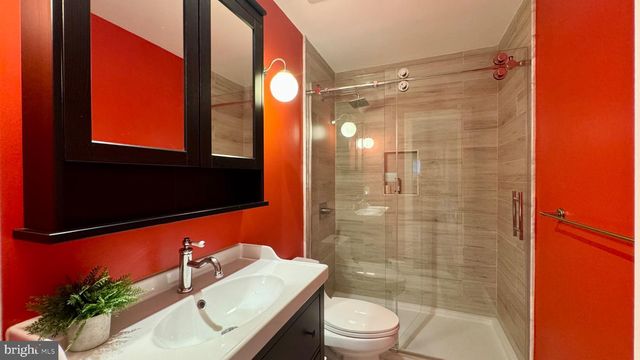 3762 CENTER WAY, Fairfax, VA 22033